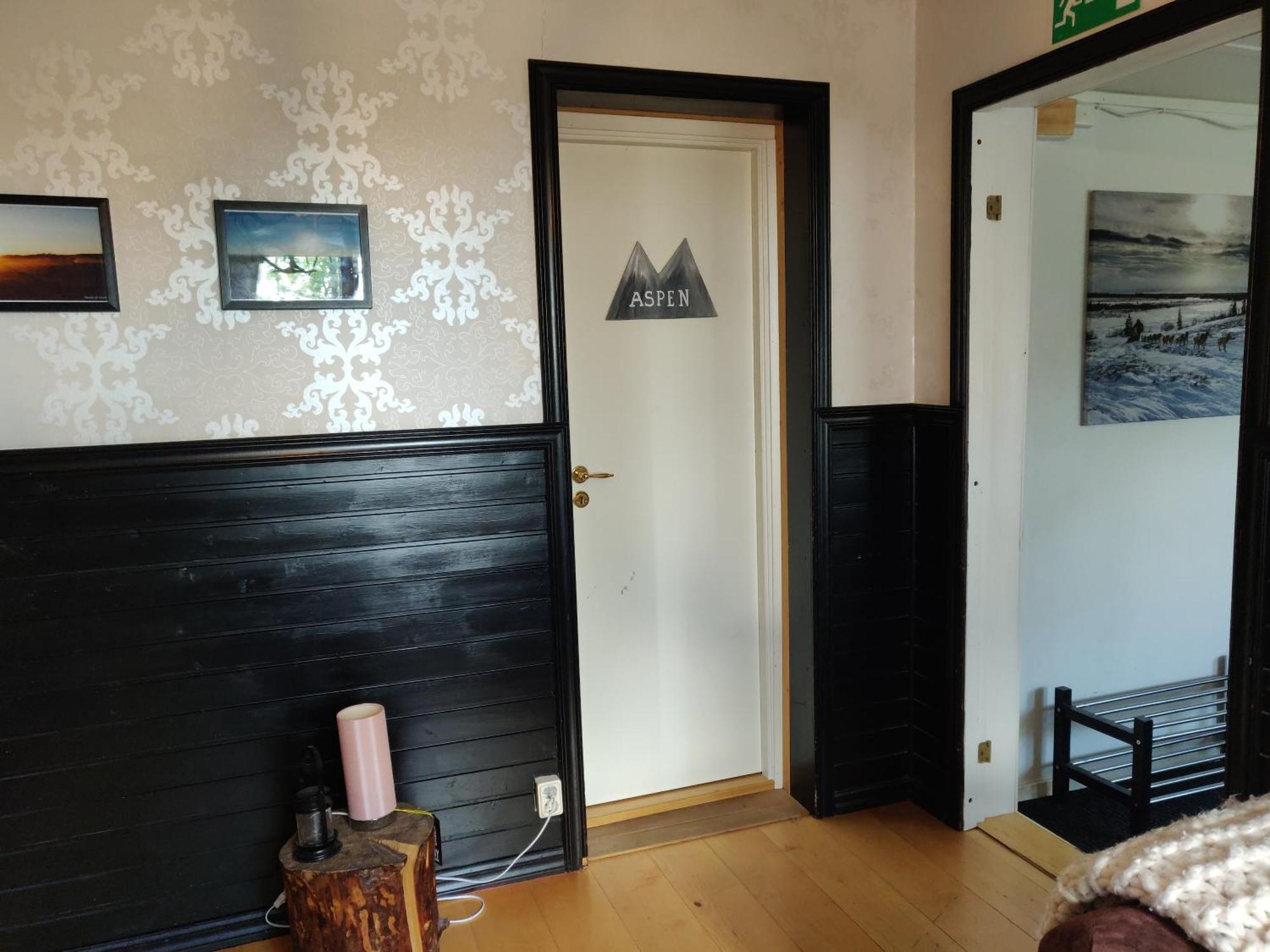 Husky Lodge Hostel Kiruna Habitación foto